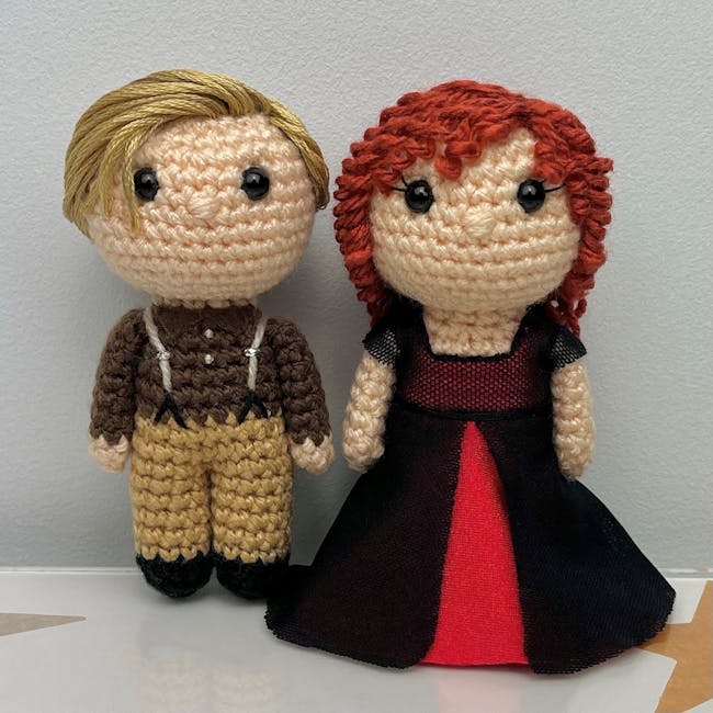 Jack and Rose crochet figures