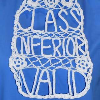 Crochet words 'Class Inferior Valid'